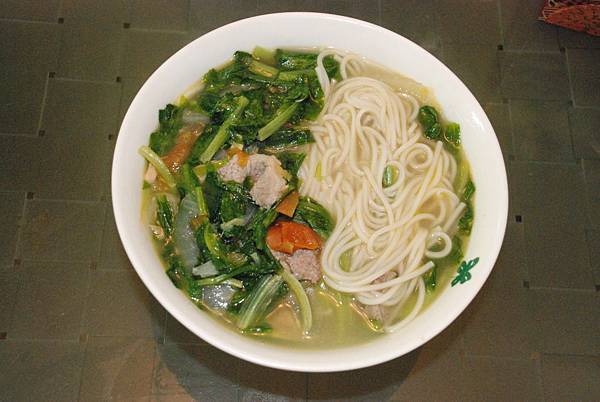 雞肉蔬菜湯麵.JPG