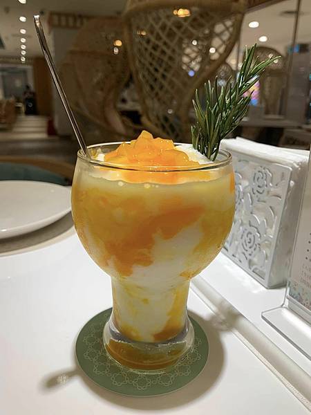 〈信義區食記〉適合拍照的慵懶餐廳 - Lady Nara