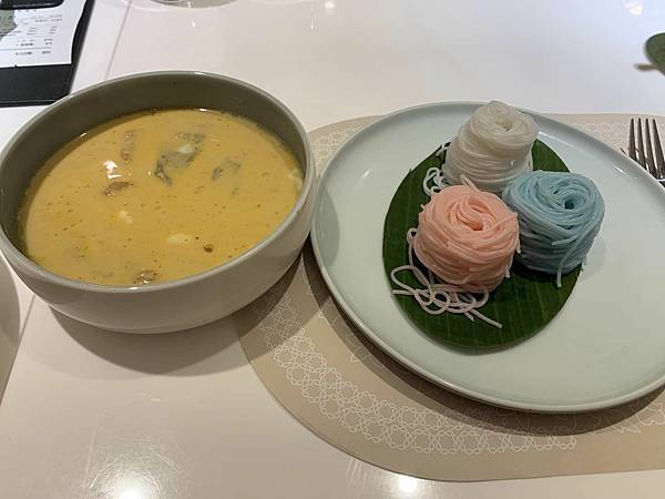 〈信義區食記〉適合拍照的慵懶餐廳 - Lady Nara