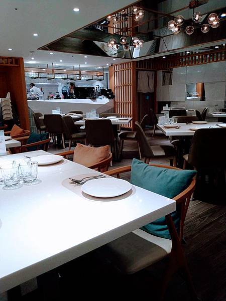 〈信義區食記〉適合拍照的慵懶餐廳 - Lady Nara