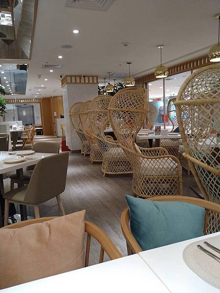 〈信義區食記〉適合拍照的慵懶餐廳 - Lady Nara