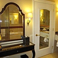 The Venetian-Rest room.jpg