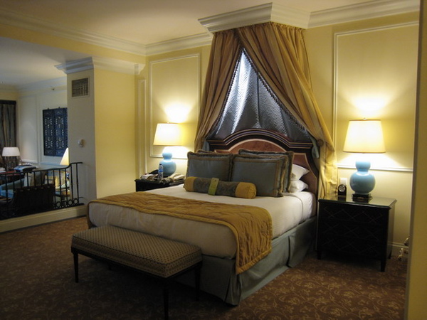 The Venetian-Room.jpg