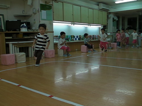 ap_F23_2011102413.jpg