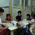 ap_F23_2011102510.jpg