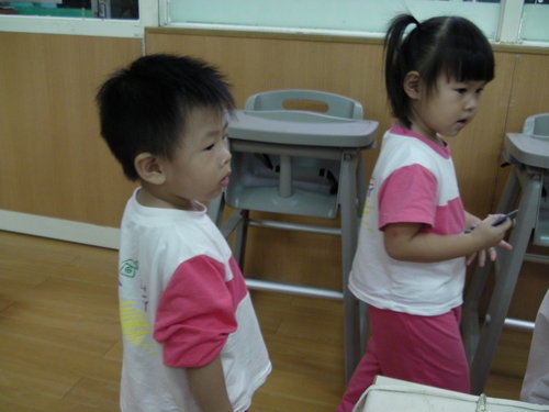 ap_F23_2011111416.jpg