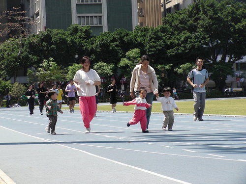 ap_F23_20110420034937689.jpg