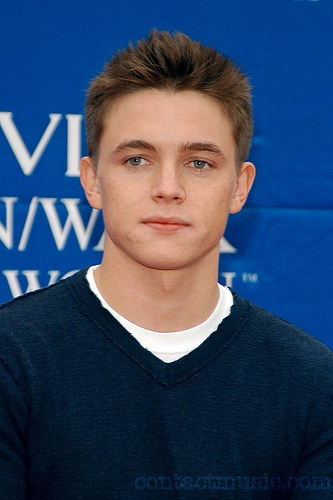 Jesse McCartney (16).jpg