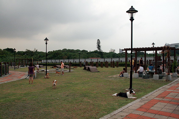 寵物公園全景.jpg