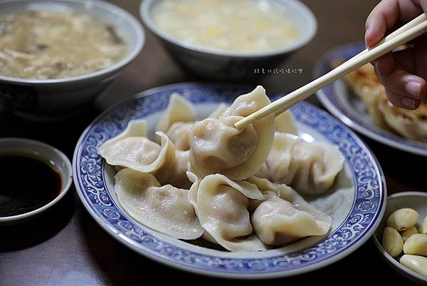 新北永和隱藏版韭黃鍋貼美食呂家鍋貼40.jpg