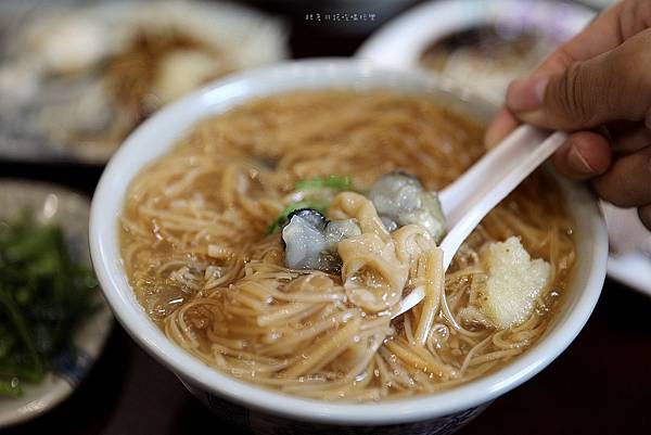 桃園大廟口切仔麵蚵仔麵線桃拾廣場小吃美食104.jpg