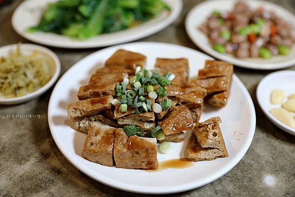 胖媽大塊牛肉麵台北萬華南機場夜市必吃美食01.jpg