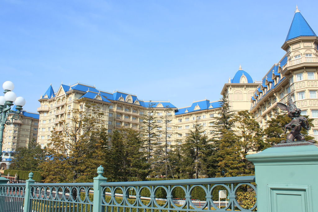 東京迪士尼樂園飯店 (Tokyo Disneyland Hotel)