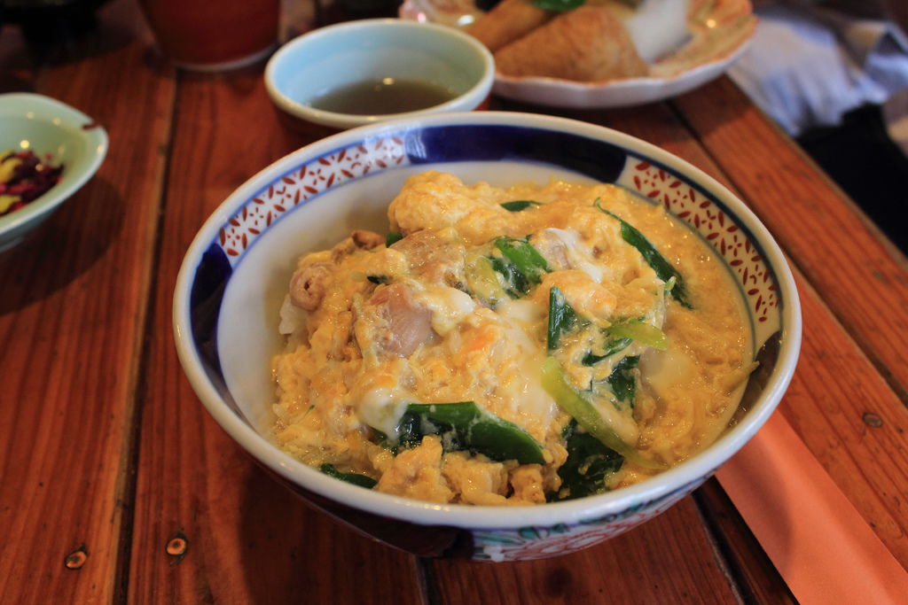 伏見稻荷 祢ざめ家的親子丼