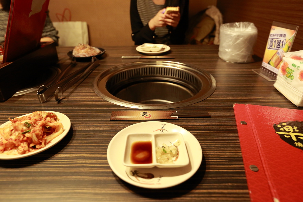 台湾美味 基隆 乐天烧肉町精致烧肉吃到饱 雪花台湾