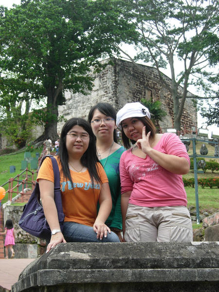 lee hoon, pui foong & mei ling