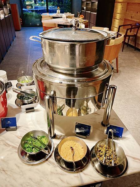 食記。台北士林。萬麗酒店 Renaissance Taipe