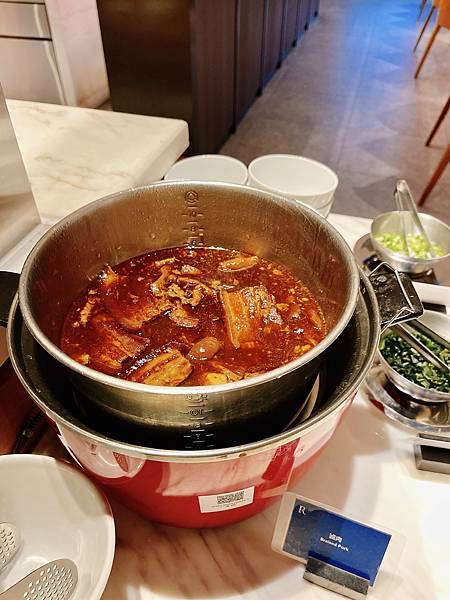 食記。台北士林。萬麗酒店 Renaissance Taipe