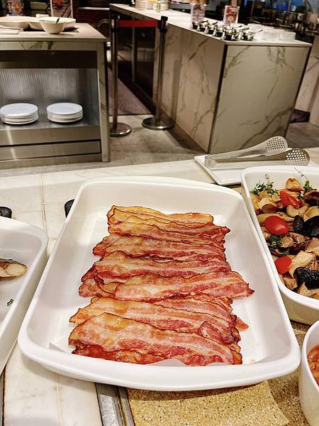 食記。台北士林。萬麗酒店 Renaissance Taipe