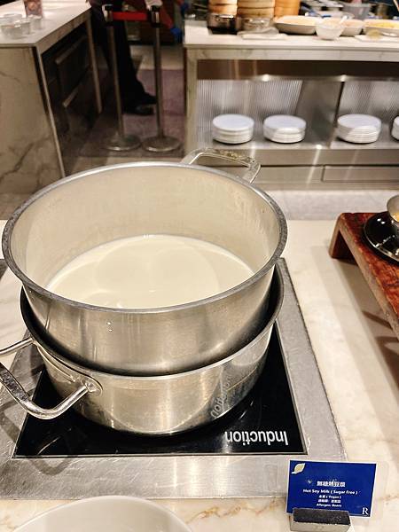 食記。台北士林。萬麗酒店 Renaissance Taipe