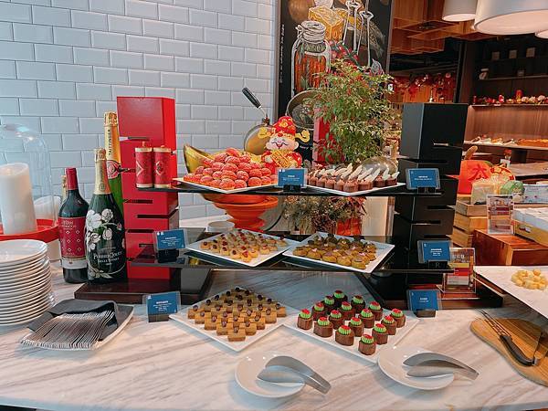 食記。台北士林。萬麗酒店 Renaissance Taipe