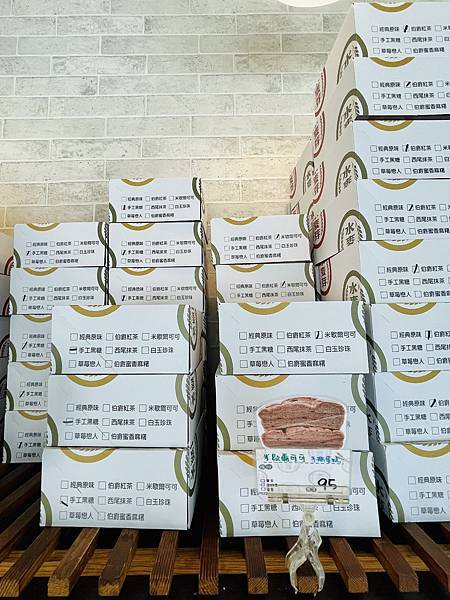 IMG_6852.jpg IMG_6852.jpg