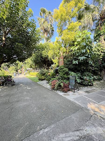 遊記。苗栗。不用出國就可體驗到的安徒生童話森林。花露農場 F 遊記。苗栗。不用出國就可體驗到的安徒生童話森林。花露農場 F