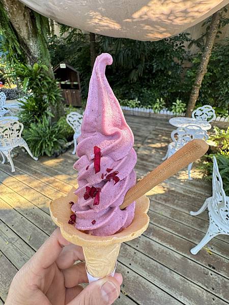 遊記。苗栗。不用出國就可體驗到的安徒生童話森林。花露農場 F 遊記。苗栗。不用出國就可體驗到的安徒生童話森林。花露農場 F