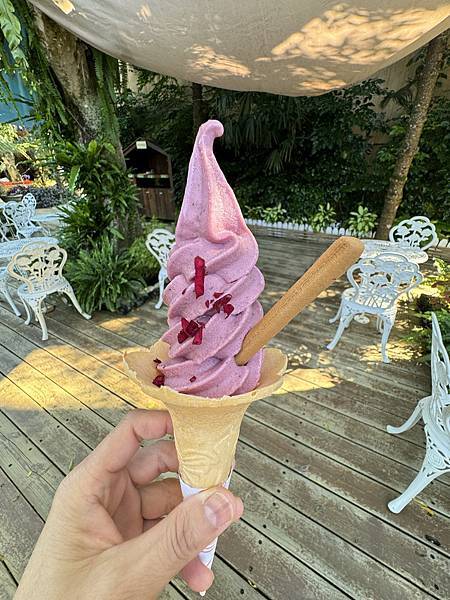 遊記。苗栗。不用出國就可體驗到的安徒生童話森林。花露農場 F 遊記。苗栗。不用出國就可體驗到的安徒生童話森林。花露農場 F