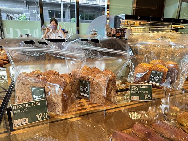 食記。新竹。長榮麵包 食記。新竹。長榮麵包