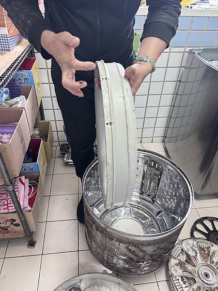 開箱文。居家清潔-洗衣機清潔服務~ 開箱文。居家清潔-洗衣機清潔服務~