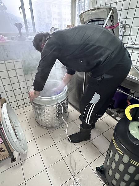 開箱文。居家清潔-洗衣機清潔服務~ 開箱文。居家清潔-洗衣機清潔服務~