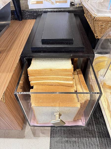 食記。新北淡水。漁人碼頭福容大飯店早餐篇