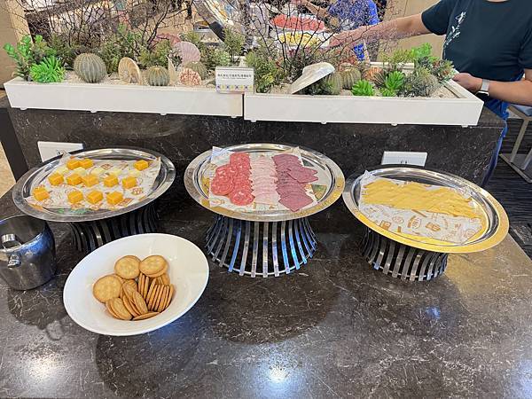 食記。新北淡水。漁人碼頭福容大飯店早餐篇