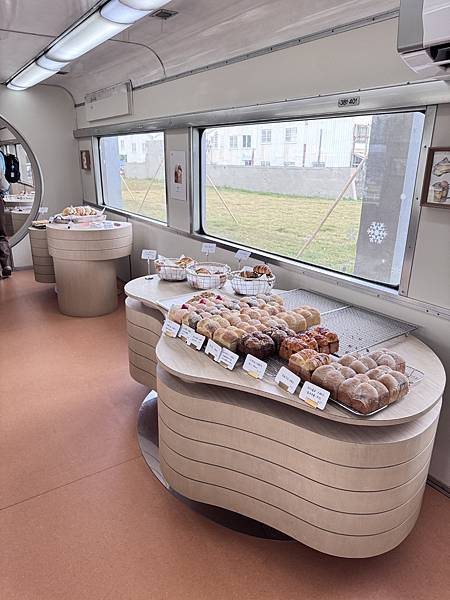 食記。高雄鹽埕。厚里 Horli Baking 食記。高雄鹽埕。厚里 Horli Baking