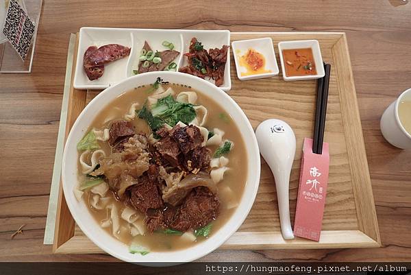 戰地金門自由行 --- 高坑牛肉店、獅山砲陣地、太武山風景區