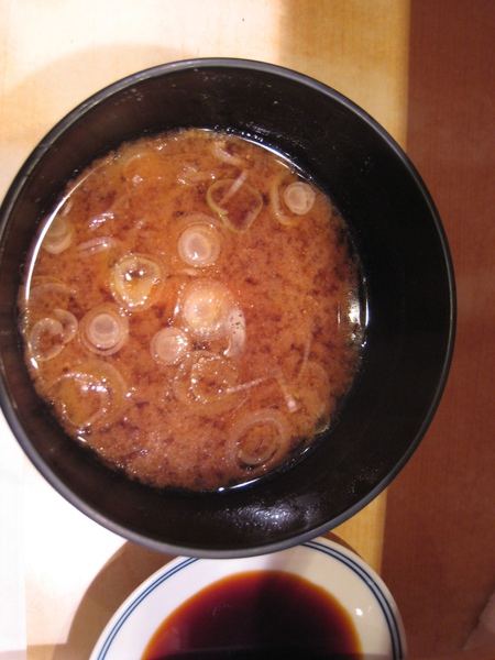 20081104-021味噌湯，還以為要另外點的說….JPG