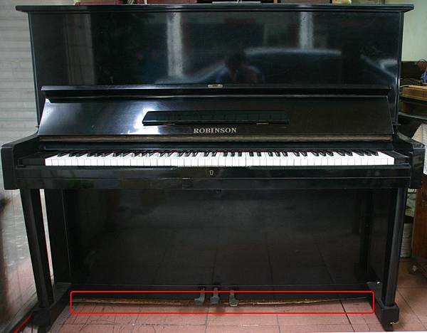 高雄鋼琴調音搬運維修回收購中古YAMAHA數位鋼琴二手KAWAI電子琴Roland出租 高雄鋼琴調音搬運維修回收購中古YAMAHA數位鋼琴二手KAWAI電子琴Roland出租