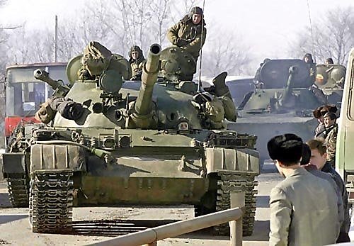 北韓天馬虎主戰坦克