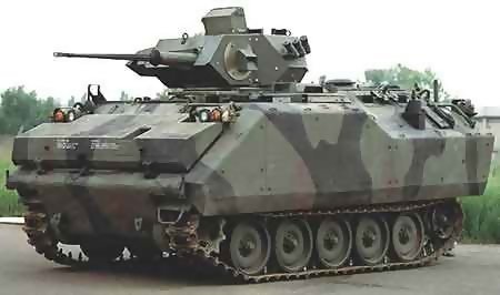 北約標準25 M811型火炮裝步車