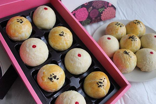 蛋黃酥4.jpg 蛋黃酥4.jpg