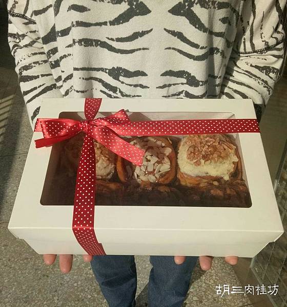 【胡三肉桂捲懶人包】怎麼訂? 哪裡買? 保存期限?...10 【胡三肉桂捲懶人包】怎麼訂? 哪裡買? 保存期限?...10