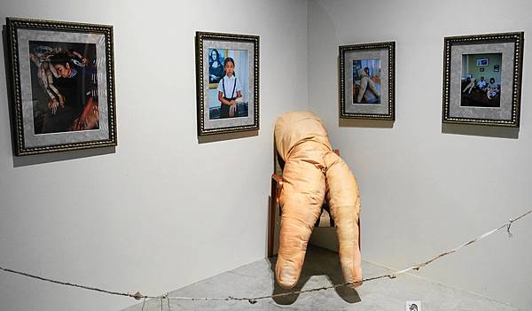 DSC08744 (2) DSC08744 (2)