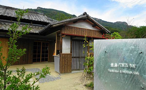 DSC09075 (2) DSC09075 (2)