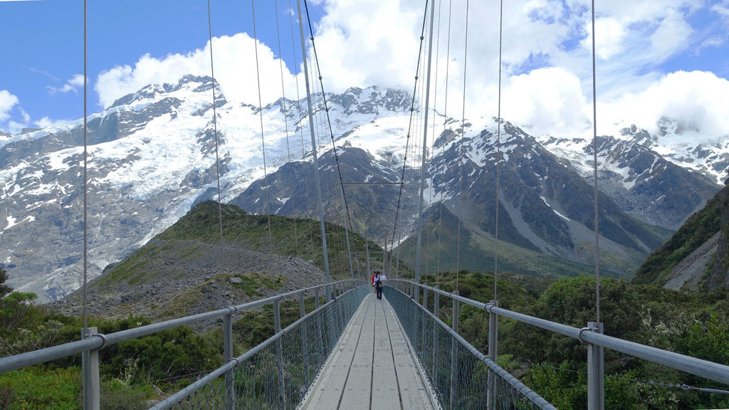 DSC05046 (1) DSC05046 (1)