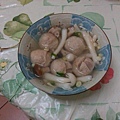貢丸菇菇湯