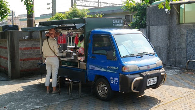 阿伯蔥油餅攤車