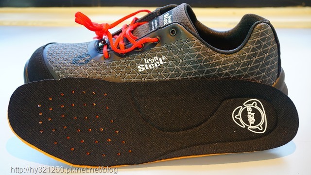 分享 Ironsteel安全鞋 戶外休閒與工作兩用的最佳選擇 Hy321250財經資料 旅遊 資訊及美食心得記錄處 痞客邦
