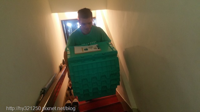 20161114_091427 Boxful任意存 到府迷你倉 迷你箱 迷你倉 共享倉 收納 租空間 租倉庫 台北租倉庫 新北 儲藏 儲物 倉庫 分租 共享經濟 室友 空間規劃 置物 個人倉儲