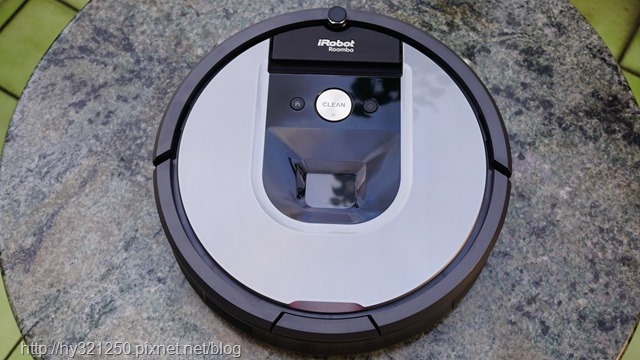 iRobot Roomba 960